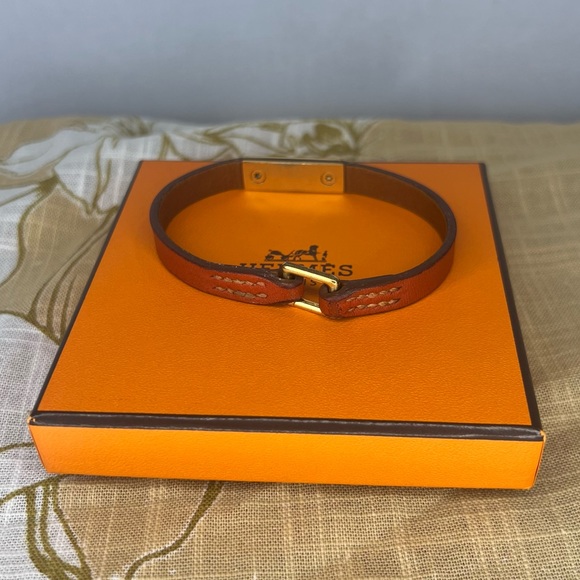 Authentic Hermes Rivale Leather Orange with Gold Hardware Mini Bracelet T1 - Picture 8 of 8